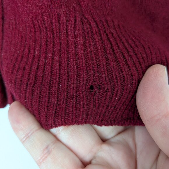 Scotch House 100% Pure Lambswool Red Cardigan Gold Ornate Buttons Made Scotland - Picture 9 of 16